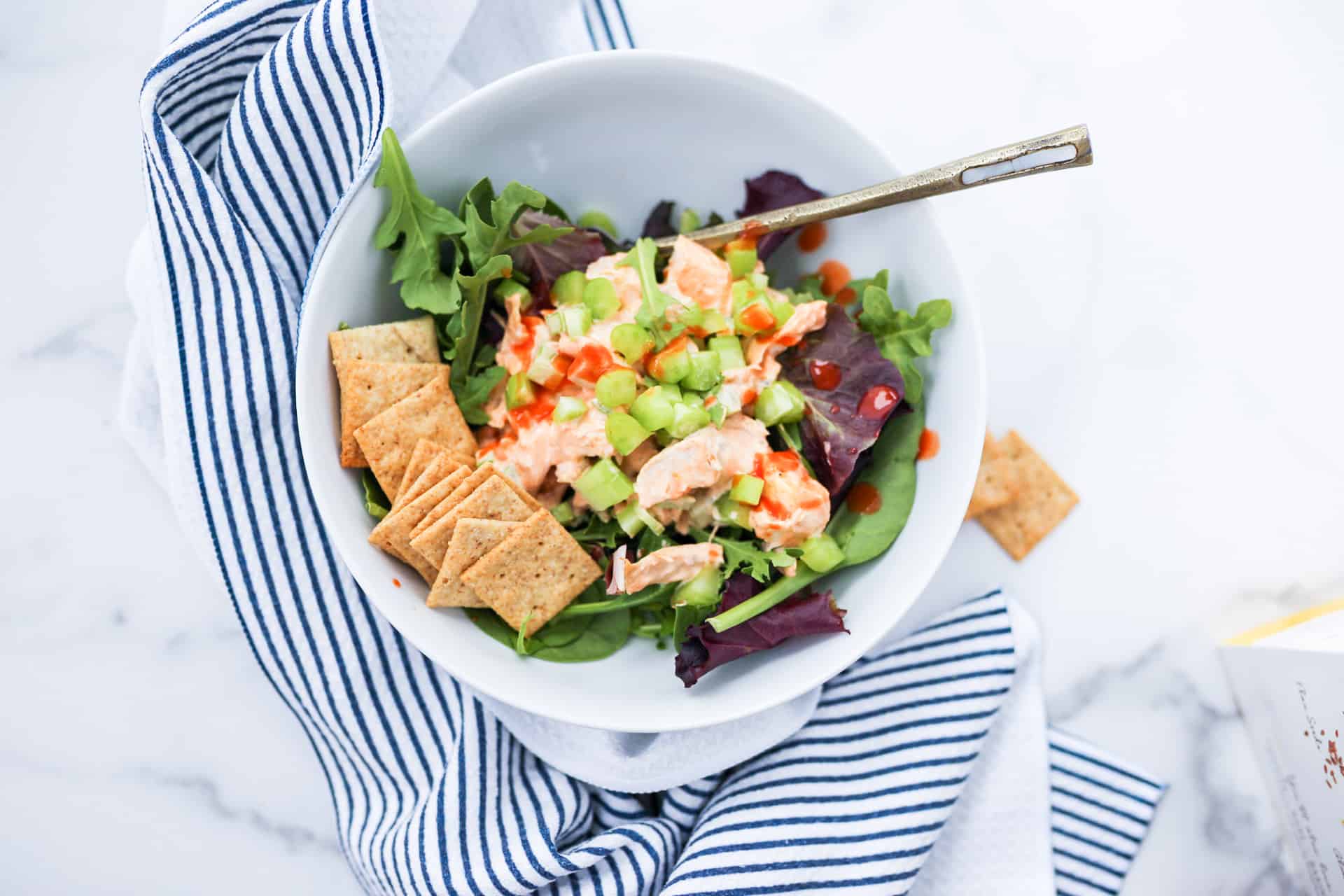 Buffalo chicken salad with crackers